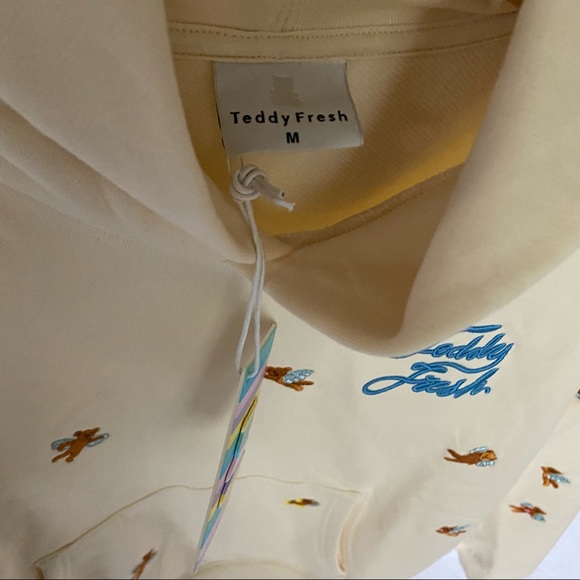 Teddy Fresh NWT Women’s Angel Bear Hoodie in Bone - Picture 4 of 9